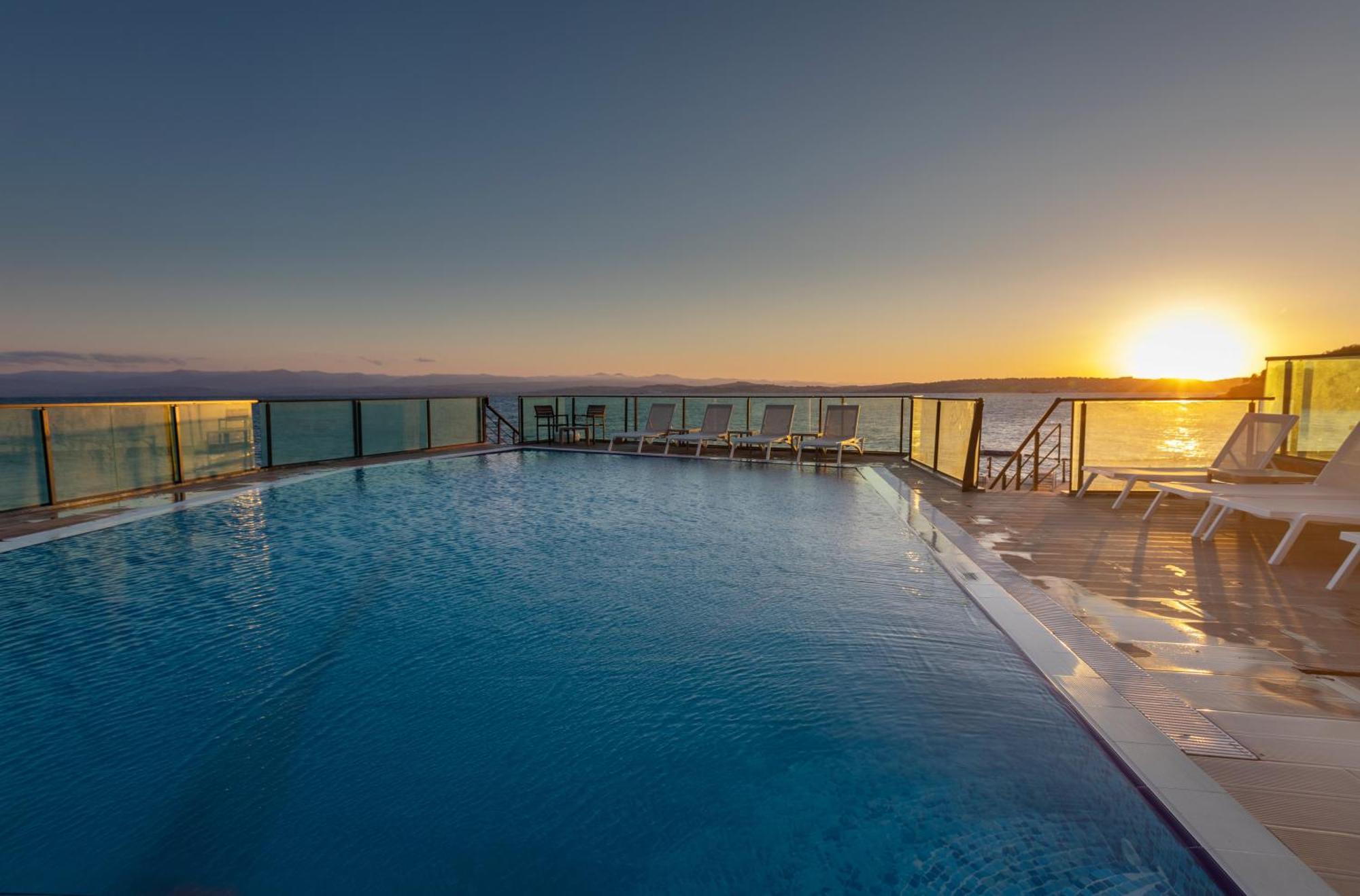 Vira Otel Suites Sinop Eksteriør bilde